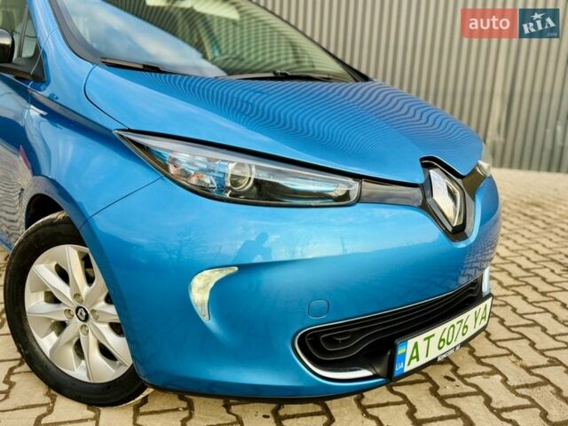 Синий Рено Зое, объемом двигателя 0 л и пробегом 139 тыс. км за 10950 $, фото 21 на Automoto.ua