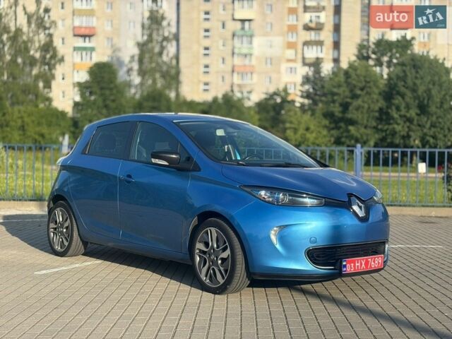 Синий Рено Зое, объемом двигателя 0 л и пробегом 145 тыс. км за 9350 $, фото 2 на Automoto.ua