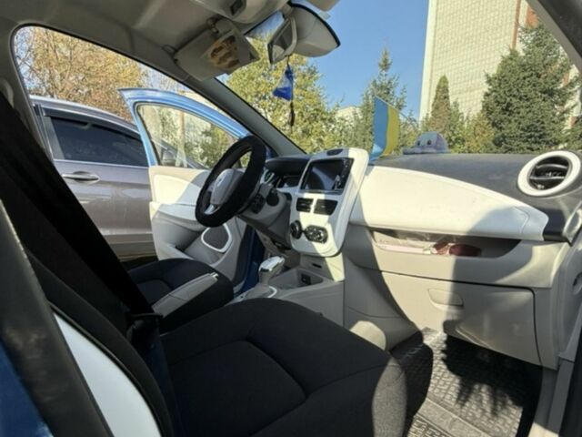 Синій Рено Зое, об'ємом двигуна 0 л та пробігом 56 тис. км за 9800 $, фото 1 на Automoto.ua
