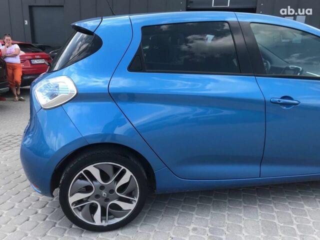 Синий Рено Зое, объемом двигателя 0 л и пробегом 137 тыс. км за 10190 $, фото 5 на Automoto.ua