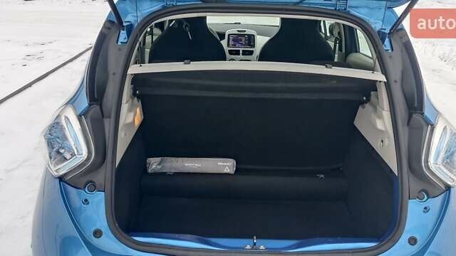 Синій Рено Зое, об'ємом двигуна 0 л та пробігом 70 тис. км за 9300 $, фото 15 на Automoto.ua