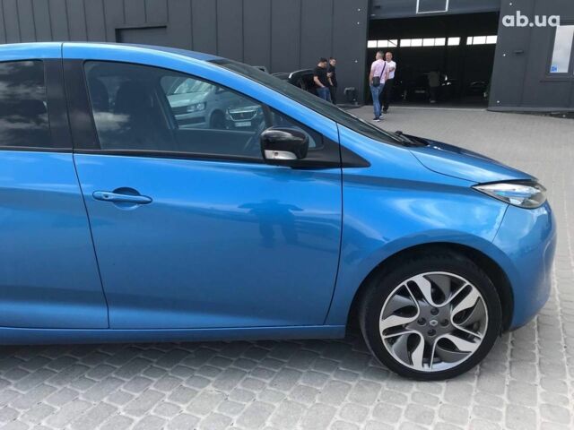 Синий Рено Зое, объемом двигателя 0 л и пробегом 137 тыс. км за 10190 $, фото 3 на Automoto.ua