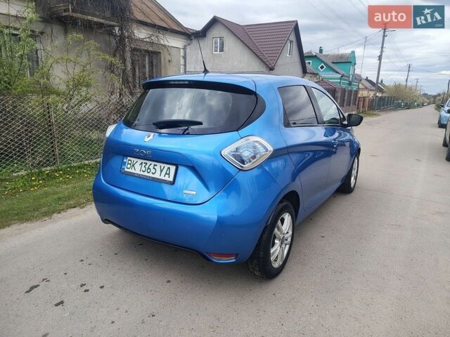 Синий Рено Зое, объемом двигателя 0 л и пробегом 169 тыс. км за 8900 $, фото 5 на Automoto.ua