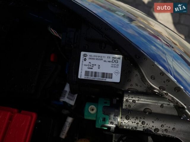 Синий Рено Зое, объемом двигателя 0 л и пробегом 104 тыс. км за 7100 $, фото 52 на Automoto.ua