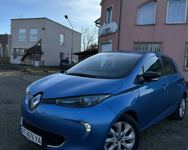 Синій Рено Зое, об'ємом двигуна 0 л та пробігом 150 тис. км за 8970 $, фото 17 на Automoto.ua