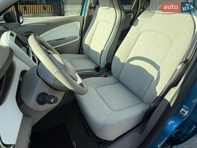 Синій Рено Зое, об'ємом двигуна 0 л та пробігом 68 тис. км за 9700 $, фото 34 на Automoto.ua