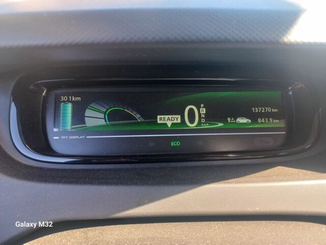 Синий Рено Зое, объемом двигателя 0 л и пробегом 138 тыс. км за 9300 $, фото 6 на Automoto.ua