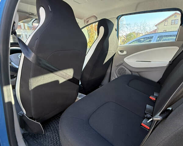 Рено Зое 2017 в Львове на Automoto.ua Синий Рено Зое, объемом двигателя 0 л и пробегом 56 тыс. км за 10555 $, фото 10 на Automoto.ua