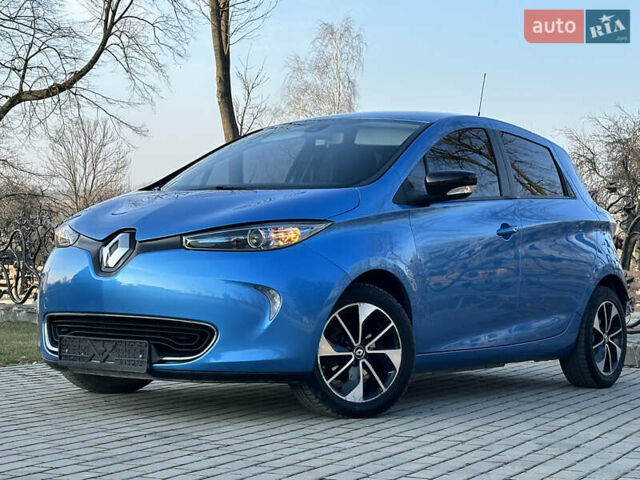 Синий Рено Зое, объемом двигателя 0 л и пробегом 104 тыс. км за 8600 $, фото 4 на Automoto.ua