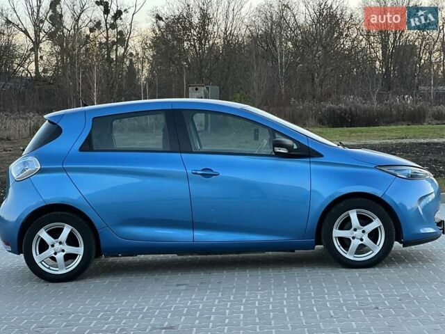 Синий Рено Зое, объемом двигателя 0 л и пробегом 130 тыс. км за 8450 $, фото 19 на Automoto.ua
