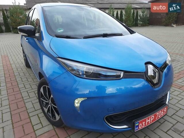 Синий Рено Зое, объемом двигателя 0 л и пробегом 61 тыс. км за 9799 $, фото 20 на Automoto.ua