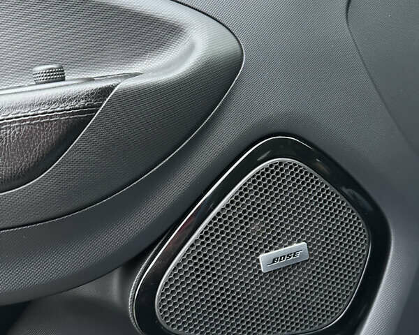 Синий Рено Зое, объемом двигателя 0 л и пробегом 84 тыс. км за 11000 $, фото 9 на Automoto.ua