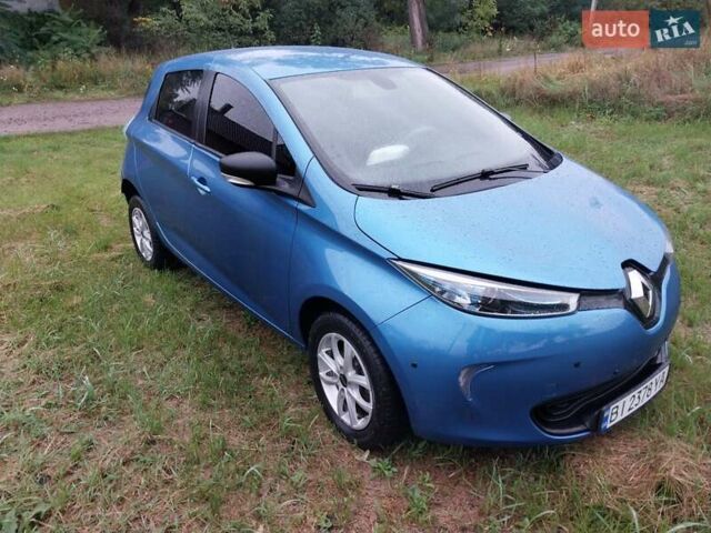 Синий Рено Зое, объемом двигателя 0 л и пробегом 46 тыс. км за 10300 $, фото 4 на Automoto.ua
