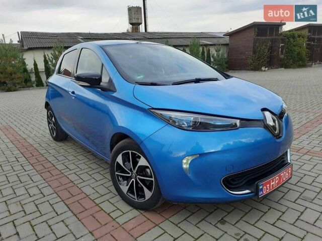 Синий Рено Зое, объемом двигателя 0 л и пробегом 61 тыс. км за 9799 $, фото 18 на Automoto.ua