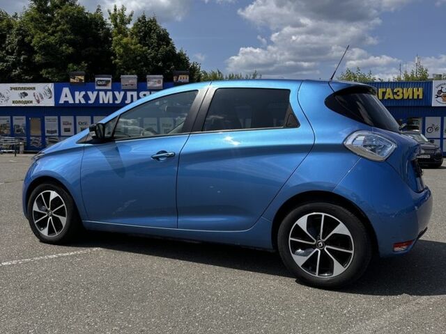 Синий Рено Зое, объемом двигателя 0 л и пробегом 47 тыс. км за 9900 $, фото 2 на Automoto.ua