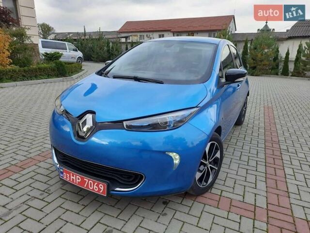 Синий Рено Зое, объемом двигателя 0 л и пробегом 61 тыс. км за 9799 $, фото 3 на Automoto.ua