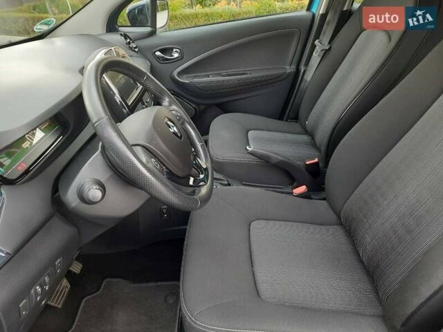 Синий Рено Зое, объемом двигателя 0 л и пробегом 61 тыс. км за 9799 $, фото 24 на Automoto.ua