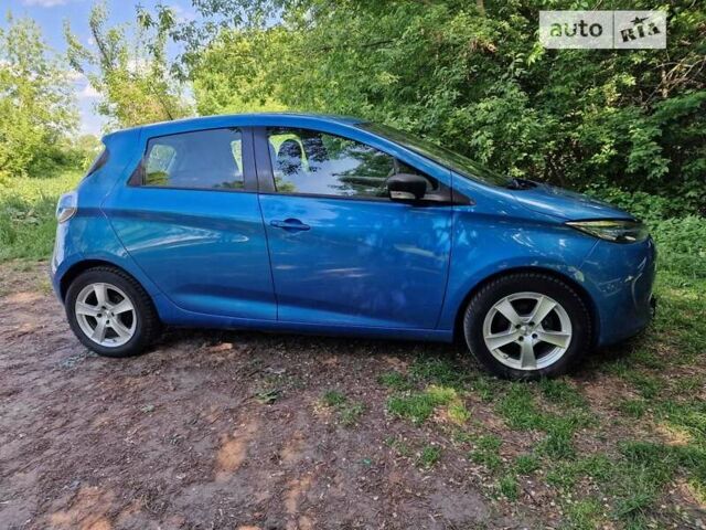 Синій Рено Зое, об'ємом двигуна 0 л та пробігом 90 тис. км за 10600 $, фото 12 на Automoto.ua