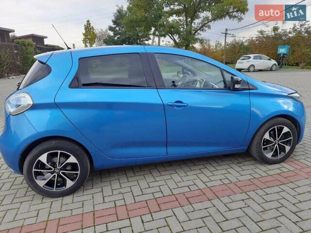 Синий Рено Зое, объемом двигателя 0 л и пробегом 61 тыс. км за 9799 $, фото 34 на Automoto.ua