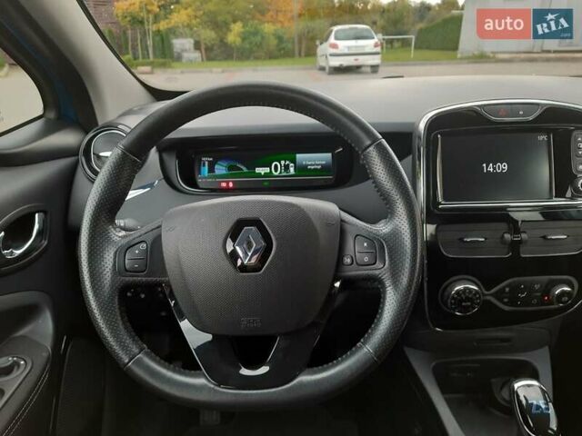 Синий Рено Зое, объемом двигателя 0 л и пробегом 61 тыс. км за 9799 $, фото 23 на Automoto.ua
