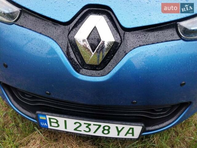 Синий Рено Зое, объемом двигателя 0 л и пробегом 46 тыс. км за 10300 $, фото 6 на Automoto.ua