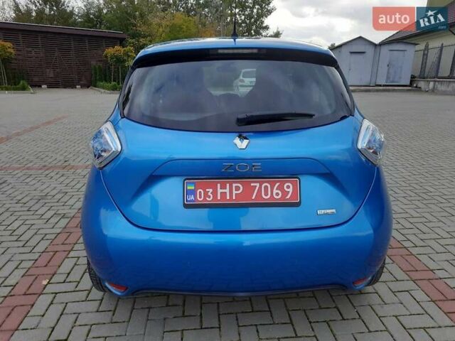 Синий Рено Зое, объемом двигателя 0 л и пробегом 61 тыс. км за 9799 $, фото 12 на Automoto.ua