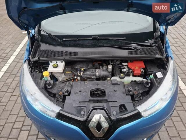 Синій Рено Зое, об'ємом двигуна 0 л та пробігом 205 тис. км за 7900 $, фото 26 на Automoto.ua