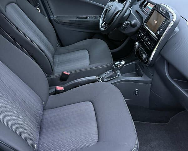 Синій Рено Зое, об'ємом двигуна 0 л та пробігом 205 тис. км за 8450 $, фото 31 на Automoto.ua