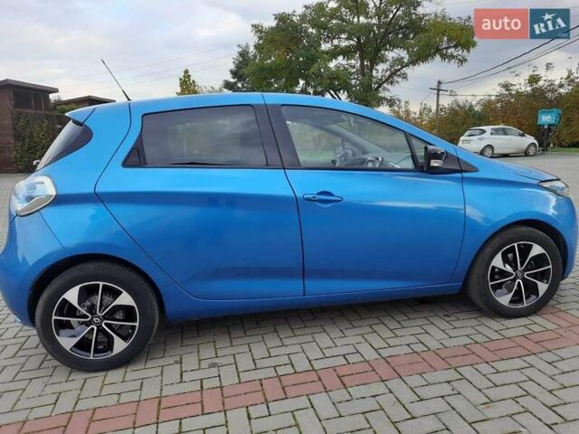 Синий Рено Зое, объемом двигателя 0 л и пробегом 61 тыс. км за 9799 $, фото 16 на Automoto.ua