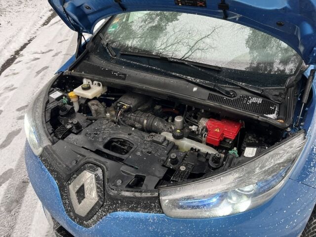 Синий Рено Зое, объемом двигателя 0 л и пробегом 102 тыс. км за 10500 $, фото 20 на Automoto.ua