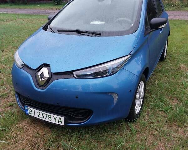 Синий Рено Зое, объемом двигателя 0 л и пробегом 46 тыс. км за 10300 $, фото 10 на Automoto.ua
