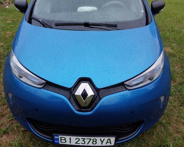 Синий Рено Зое, объемом двигателя 0 л и пробегом 46 тыс. км за 10300 $, фото 2 на Automoto.ua