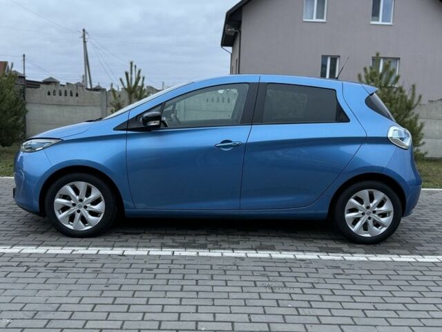 Синий Рено Зое, объемом двигателя 0 л и пробегом 205 тыс. км за 8450 $, фото 13 на Automoto.ua