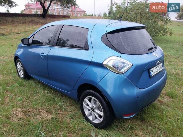 Синий Рено Зое, объемом двигателя 0 л и пробегом 46 тыс. км за 10300 $, фото 13 на Automoto.ua