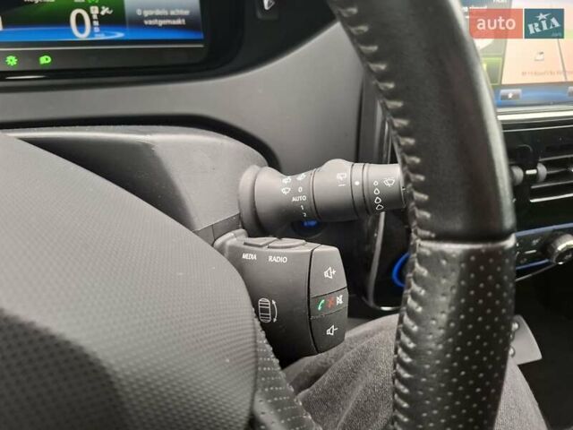 Синій Рено Зое, об'ємом двигуна 0 л та пробігом 205 тис. км за 7900 $, фото 28 на Automoto.ua