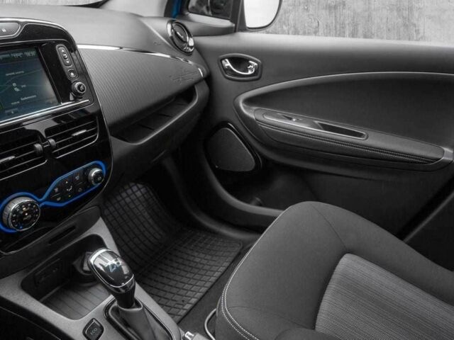 Синій Рено Зое, об'ємом двигуна 0 л та пробігом 60 тис. км за 8100 $, фото 10 на Automoto.ua