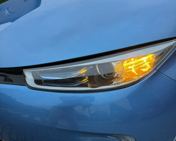 Синій Рено Зое, об'ємом двигуна 0 л та пробігом 205 тис. км за 8450 $, фото 18 на Automoto.ua