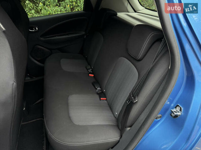 Синій Рено Зое, об'ємом двигуна 0 л та пробігом 56 тис. км за 9950 $, фото 27 на Automoto.ua