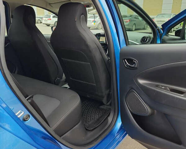 Синий Рено Зое, объемом двигателя 0 л и пробегом 53 тыс. км за 11500 $, фото 13 на Automoto.ua