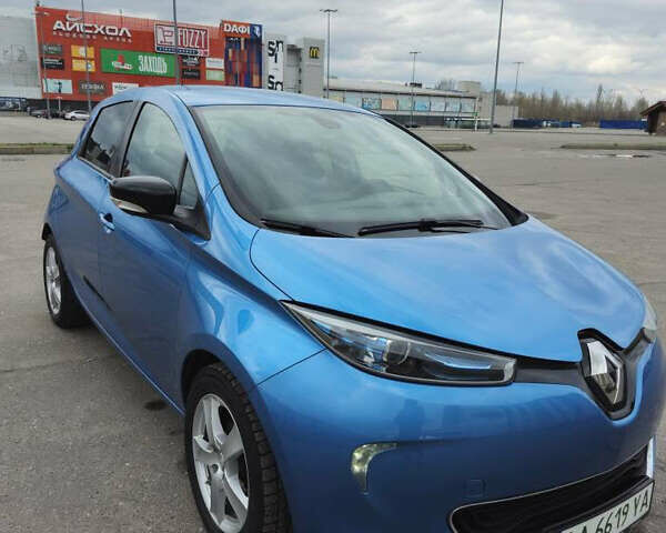 Синий Рено Зое, объемом двигателя 0 л и пробегом 53 тыс. км за 11500 $, фото 18 на Automoto.ua