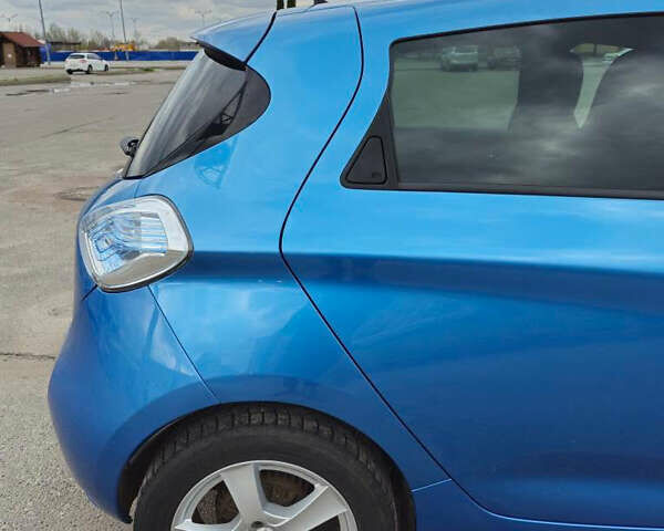 Синий Рено Зое, объемом двигателя 0 л и пробегом 53 тыс. км за 11500 $, фото 19 на Automoto.ua