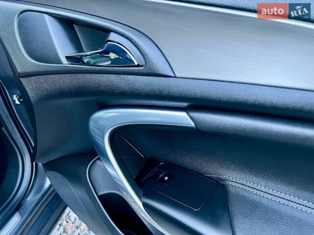 Синий Рено Зое, объемом двигателя 0 л и пробегом 131 тыс. км за 9499 $, фото 10 на Automoto.ua