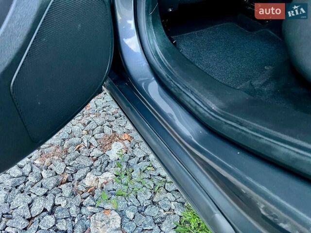 Синий Рено Зое, объемом двигателя 0 л и пробегом 131 тыс. км за 9499 $, фото 6 на Automoto.ua
