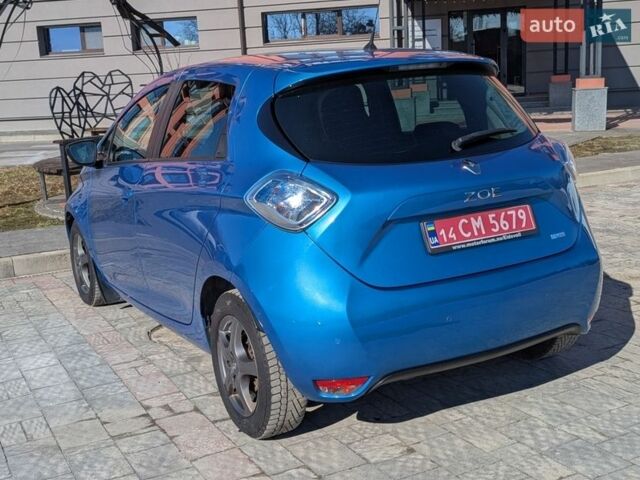 Синий Рено Зое, объемом двигателя 0 л и пробегом 133 тыс. км за 8999 $, фото 26 на Automoto.ua