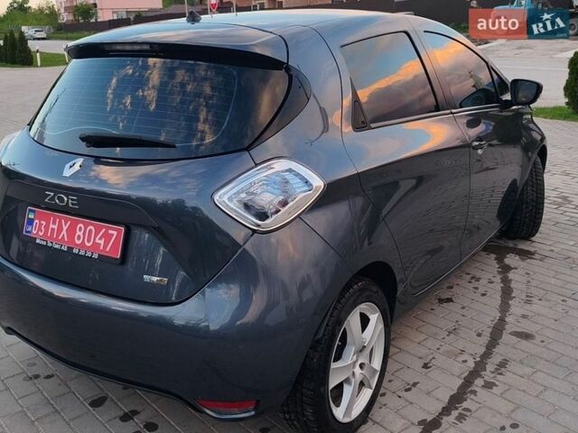 Синий Рено Зое, объемом двигателя 0 л и пробегом 159 тыс. км за 9500 $, фото 5 на Automoto.ua