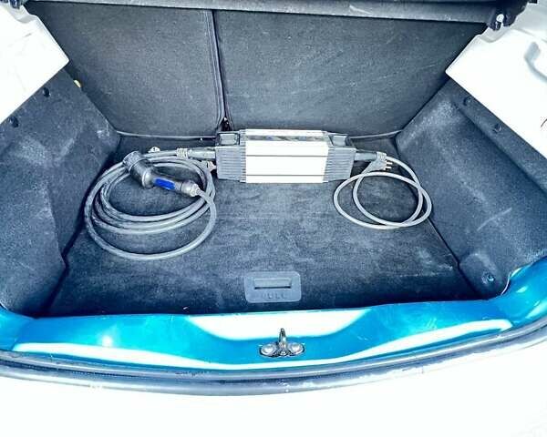 Синій Рено Зое, об'ємом двигуна 0 л та пробігом 114 тис. км за 13700 $, фото 12 на Automoto.ua
