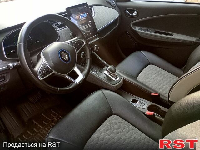 Синій Рено Зое, об'ємом двигуна 0 л та пробігом 120 тис. км за 11300 $, фото 2 на Automoto.ua