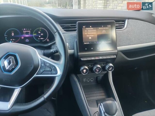 Синий Рено Зое, объемом двигателя 0 л и пробегом 30 тыс. км за 12100 $, фото 4 на Automoto.ua