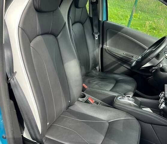 Синій Рено Зое, об'ємом двигуна 0 л та пробігом 104 тис. км за 12499 $, фото 18 на Automoto.ua