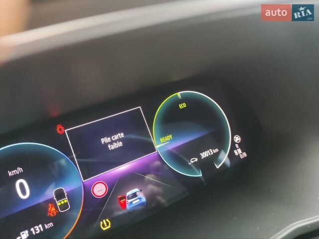 Синий Рено Зое, объемом двигателя 0 л и пробегом 30 тыс. км за 11999 $, фото 11 на Automoto.ua